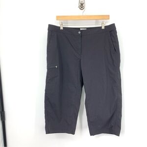 LL Bean Women Size 16 Petite XLP Pants Capri Crop Black Nylon Stretch Quick Dry